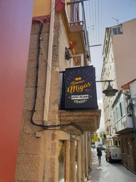 Banderolas — Rotulación comercial en Moaña y toda Galicia